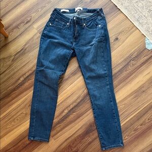 Universal Thread Dark Blue Skinny Jeans